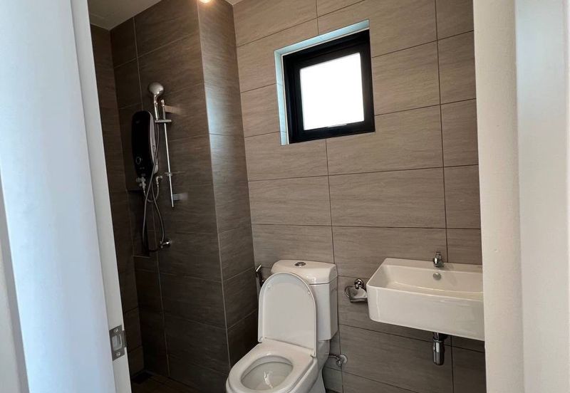 Amber Residence @ twentyfive.7