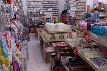 GM Klang Wholesale City