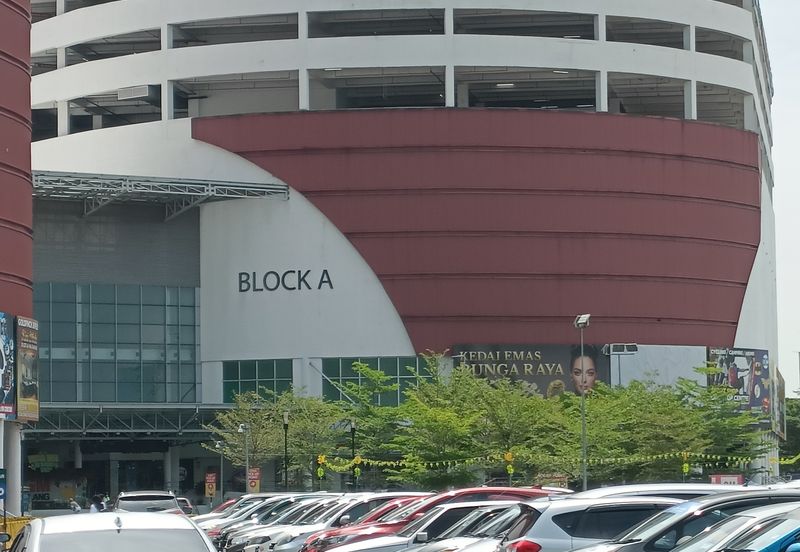 GM Klang Wholesale City