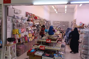 GM Klang Wholesale City