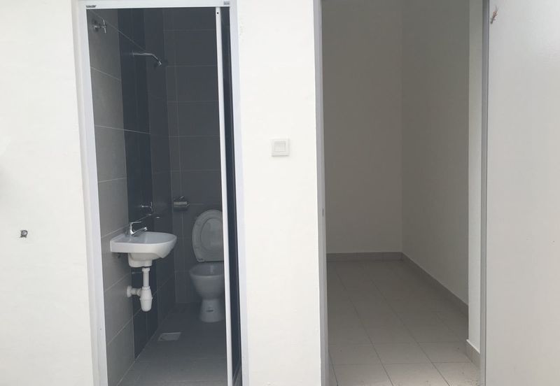 Semi D house for at Canary Garden Bdr Bestari 