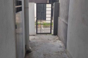 Taman Eshan Jaya Pandamaran 