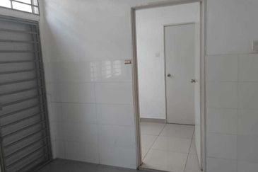 Taman Eshan Jaya Pandamaran 