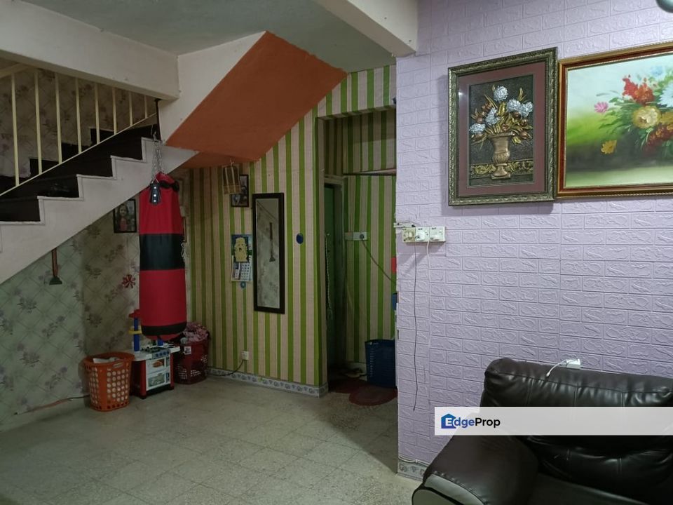 House for sale at Taman Sri andalas klang for Sale RM480,000 By NAVIN EdgeProp.my