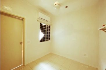 Indah 11, Setia Alam