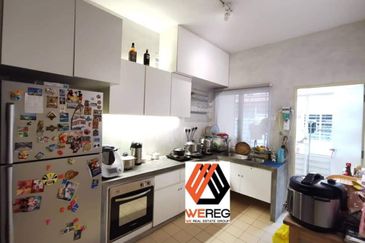 Indah 11, Setia Alam