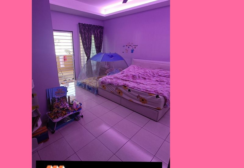 Double Storey house for sale at Tmn Sentosa klang 