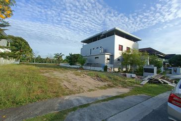 Residential Land For Sale at Glenmarie Cove Port klang 