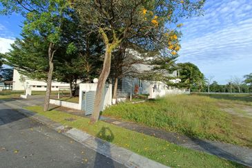 Residential Land For Sale at Glenmarie Cove Port klang 