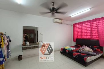 Double Storey house for sale at Bandar Puteri Klang 