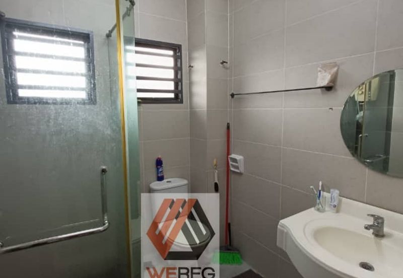 Double Storey house for sale at Bandar Puteri Klang 