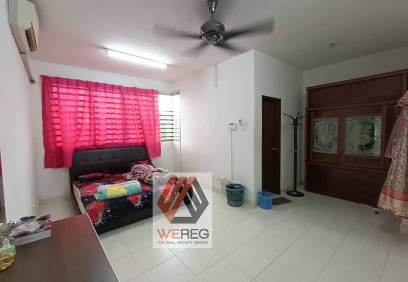 Double Storey house for sale at Bandar Puteri Klang 