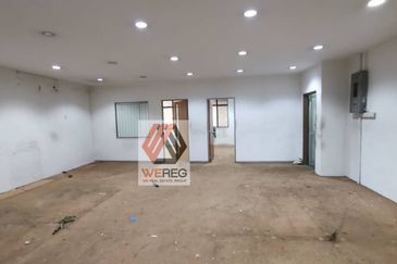 Light industry Warehouse For Sale at Pandamaran 