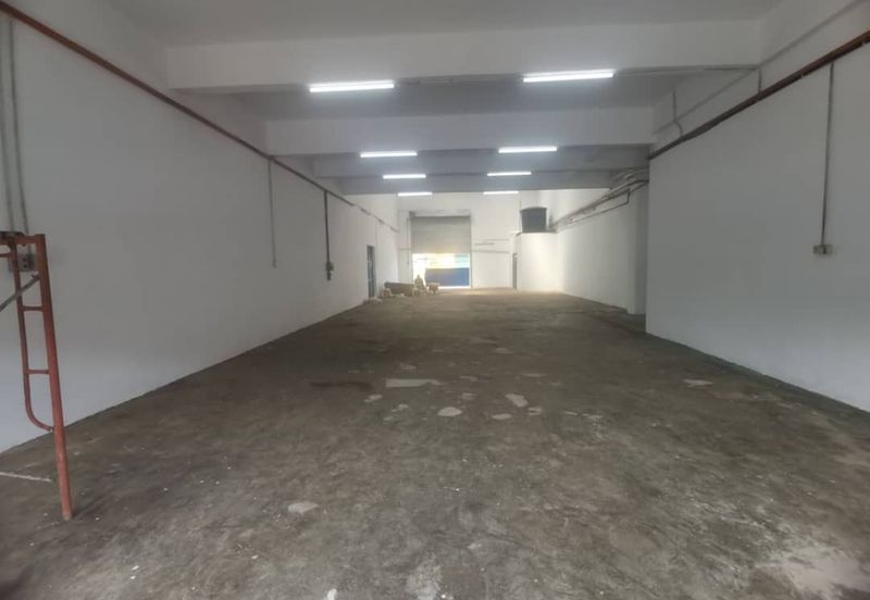 Light industry Warehouse For Sale at Pandamaran 