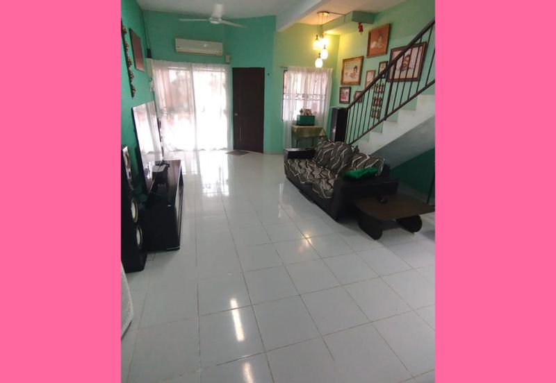 Double Storey house for sale at tepi sungai klang 