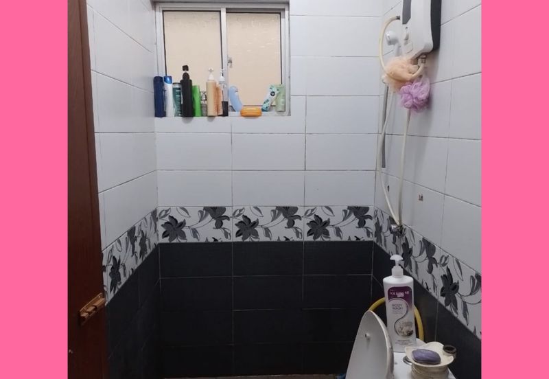 Vista Indah Putra Apartment for sale at Taman Bayu klang