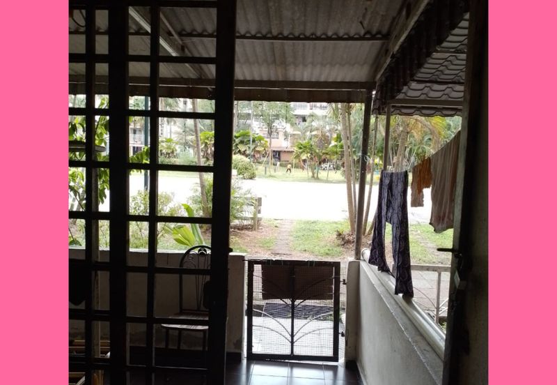 Vista Indah Putra Apartment for sale at Taman Bayu klang