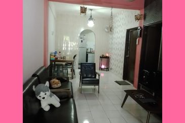 Vista Indah Putra Apartment for sale at Taman Bayu klang