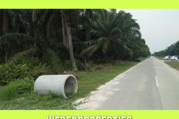 Residential Land for sale at Banting