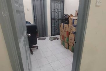 Double Storey Conner lot for sale at Bandar Putra klang