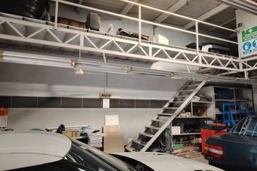 Light industry for sale at Pandamaran 