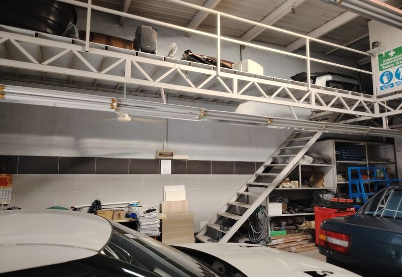 Light industry for sale at Pandamaran 