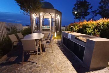 The Tresor Gravit8 Condominium for rental 