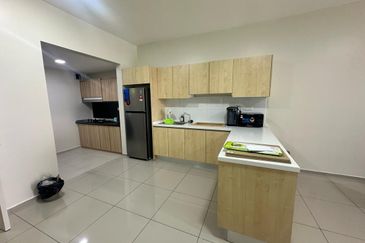 The Tresor Gravit8 Condominium for rental at Bandar Bayuemas klang 