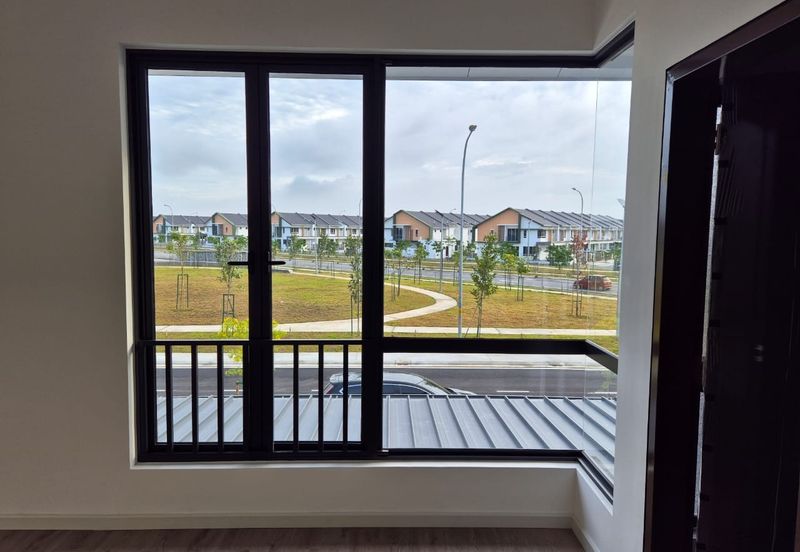 Double Storey house for sale at Bandar bukit raja klang