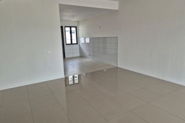 Double Storey house for sale at Bandar bukit raja klang