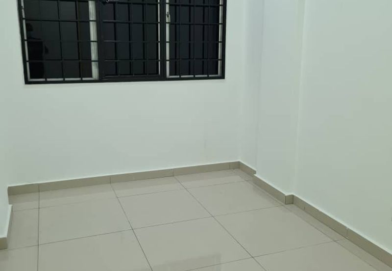 Impian Sentosa Apartment for Sale at klang 