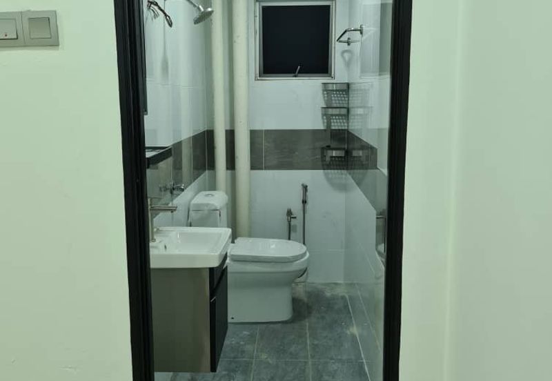 Impian Sentosa Apartment for Sale at klang 