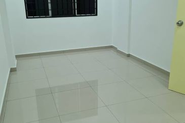 Impian Sentosa Apartment for Sale at klang 