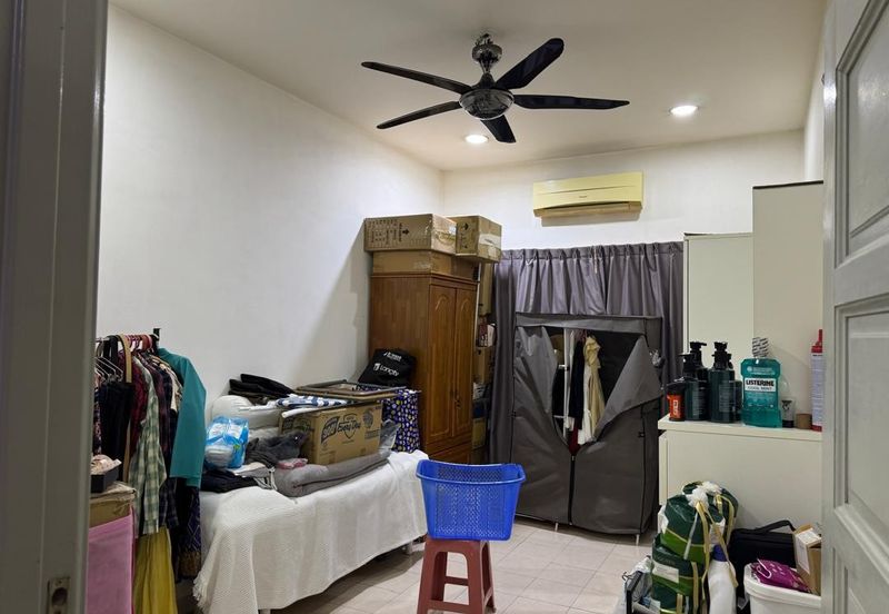 Double Storey house for sale at Taman sejati klang 