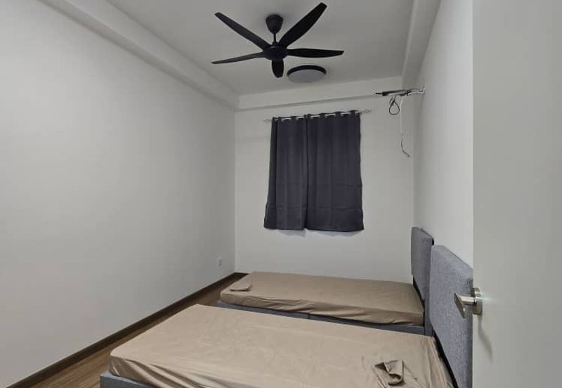 The Tresor @ Gravit 8 *