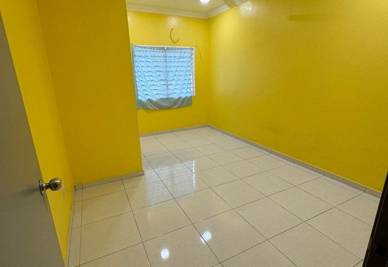 Double story house for Rental at Tmn Seri Jenjarom Banting 