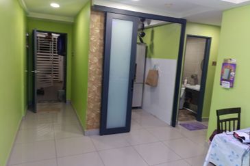 Palm Garden Apparment for sale at klang