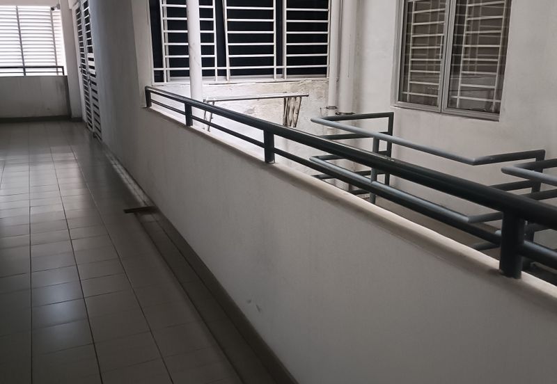 Palm Garden Apparment for sale at klang