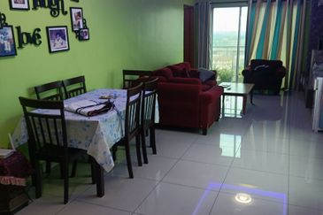 Palm Garden Apparment for sale at klang