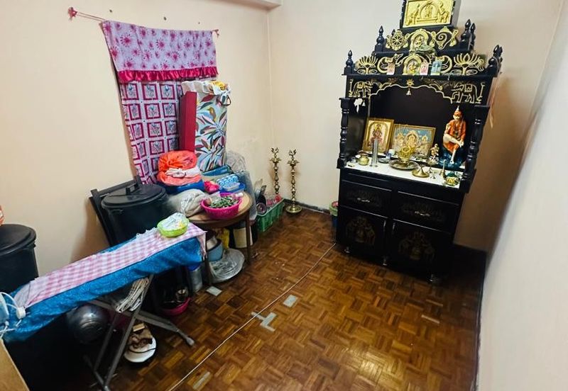 Shop lot apartment for sale at bukit tinggi klang 