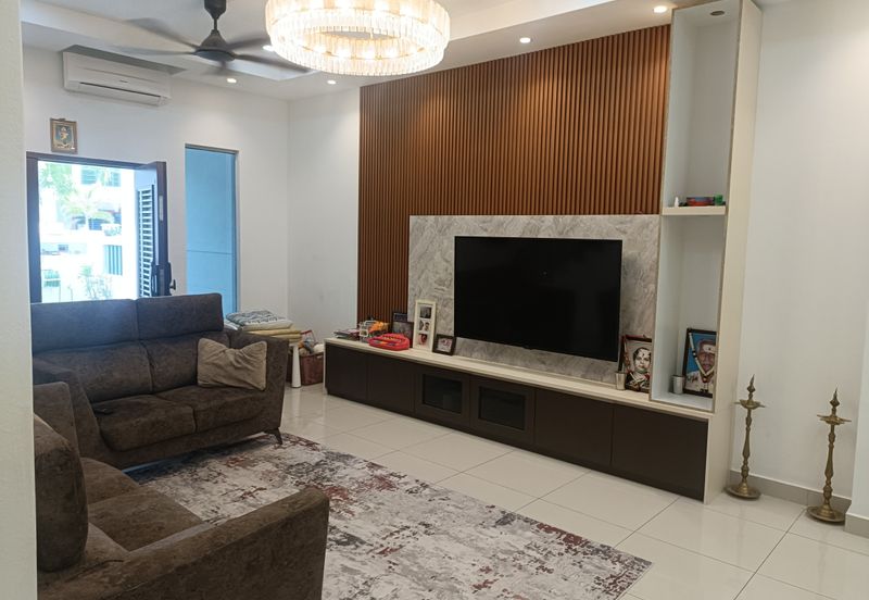 Double Storey house for sale Robin Rimbayu Telok Panglima Garang 