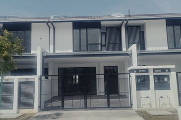 Brand New house Double Storey for sale at Bukit Raja Klang 