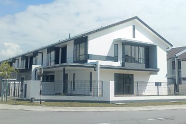 Brand New house Double Storey for sale at Bukit Raja Klang 