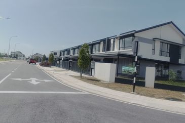 Brand New house Double Storey for sale at Bukit Raja Klang 