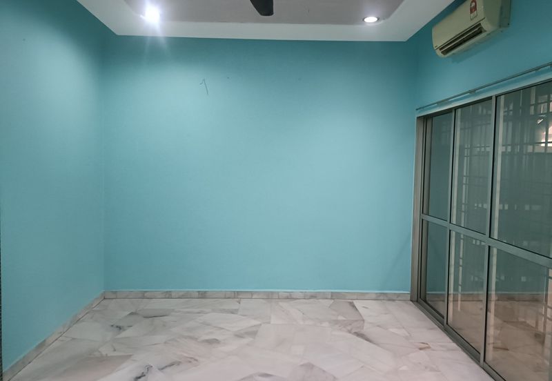 Double Storey house for Rental at klang