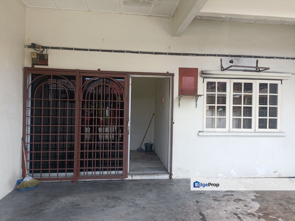 Single Storey house for sale at Taman mesra klang , Selangor, Klang