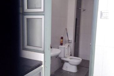 Double Storey Semi D Cluster for Sale at Bandar Parkland Klang