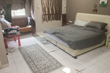 Double Storey house for sale at Damai Perdana Cheras 