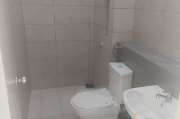 Robin @ Bandar Rimbayu