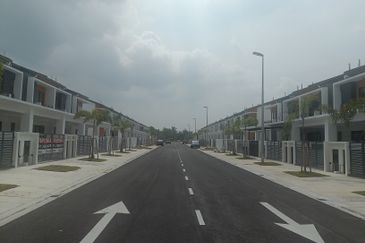 Robin @ Bandar Rimbayu